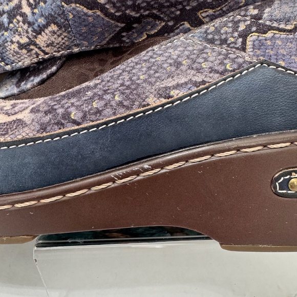 Spring Step Women's L'Artiste-Burbank Python Blu Sz 9.5-10 Slip on Clogs - Picture 6 of 11